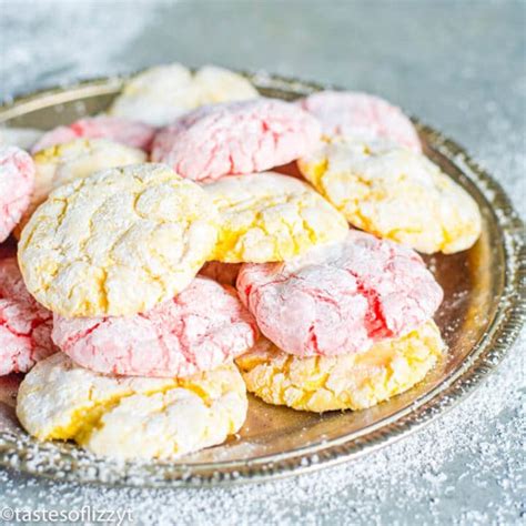 Cool Whip Cookies Easy 4 Ingredient Cookie Recipe With A Cake Mix