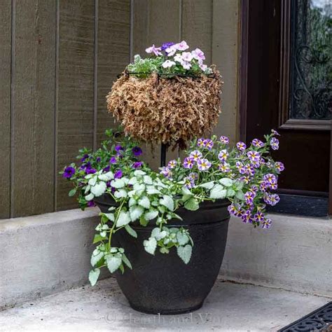 How to make your own tiered terracotta planter. Tiered Planter - Easy and Inexpensive to Make Yourself ...