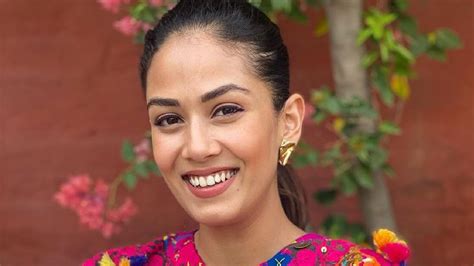 How To Take Care Of Skin During Travel Mira Rajput Shares Skincare Tips Healthshots