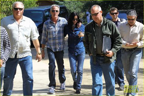 Courteney Cox Cougar Town Location Scouting Photo