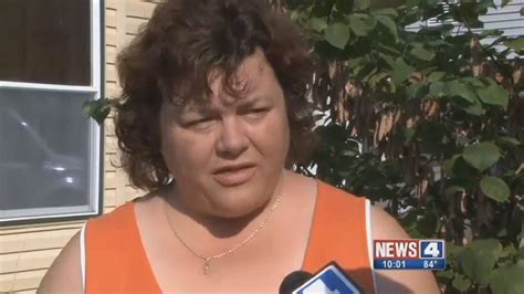st louis mom pulls gun on teens who wanted to fight her son in neighborhood park get the f k