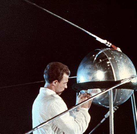 Sputnik 1957 Schon Einmal Schockte Ein Raketengeschoss Die Welt Welt