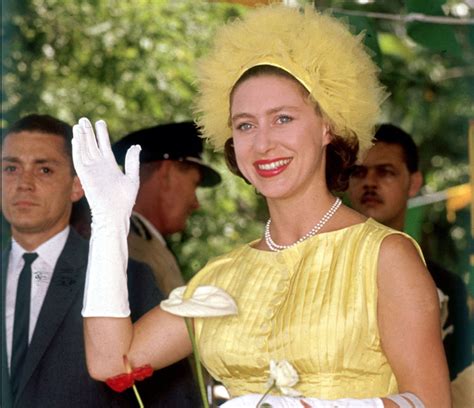 Reina elizabeth historia británica monarcas reina isabel familias reales princesas estilo famosos elegante. Margaritamanía: la princesa que se divertía con la moda