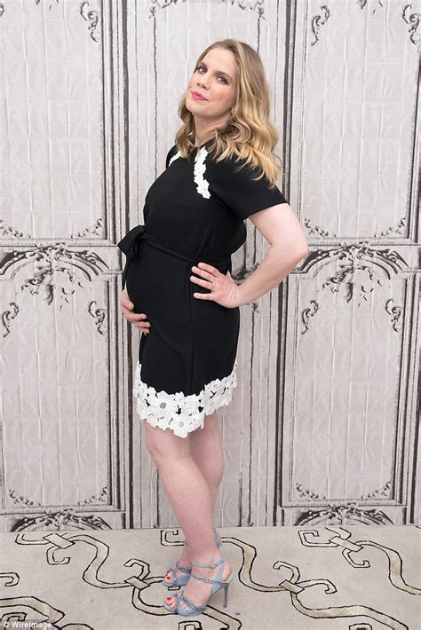 Veeps Anna Chlumsky Welcomes Her Second Daughter Clara Elizabeth