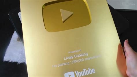 Unboxing Lively Cooking Youtube Golden Play Button What Is Inside