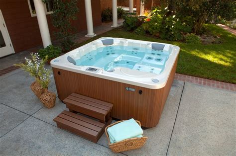 Beachcomber Hot Tub Reviews 2022 Cost And Collections