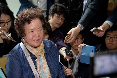 강남역 화장실 살인사건(江南驛化粧室殺人事件)은 김성민(34세)이 2016년 5월 17일 새벽에 서울특별시 서초구 서초동의 노래방 화장실에서 불특정한 여성을 칼로 찔러 살해한 사건이다. '이태원 살인사건' 피해자 조중필 어머니 "패터슨 때리고 ...