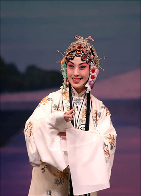 Female Role In Peking Opera