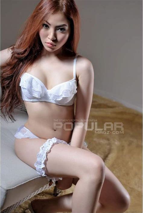 Model Artis Hot Sexy Full Foto Hot Dewi Lexxa Lingerie Seksi Popular