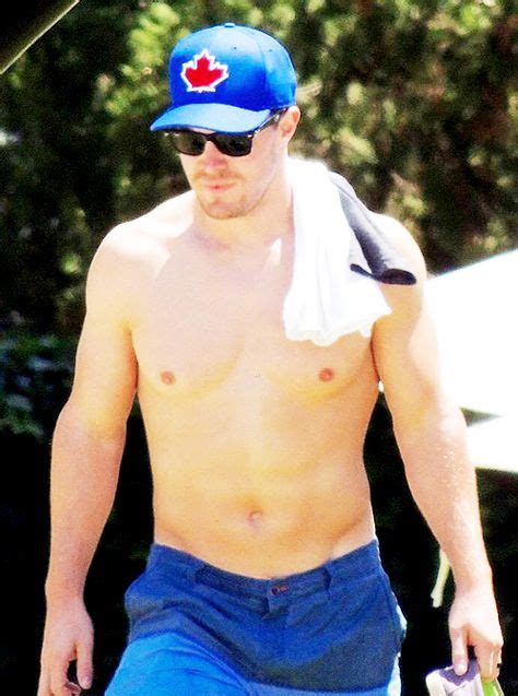 Stephen Amell Shirtless On The Beach While Vacationing In Spain On May