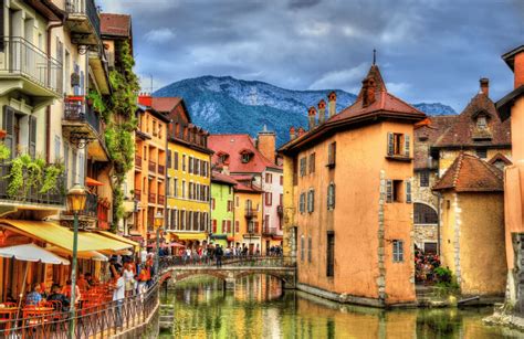 Frankrijk informatie en handige frankrijk tips op dé frankrijk pagina. 11 kleurrijke steden in Frankrijk - Ik Ben Op Reis