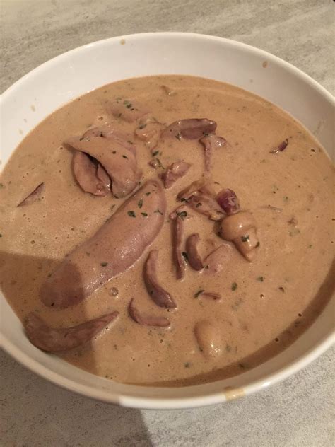 Rognons de porc sauce madère et crème au cookeo