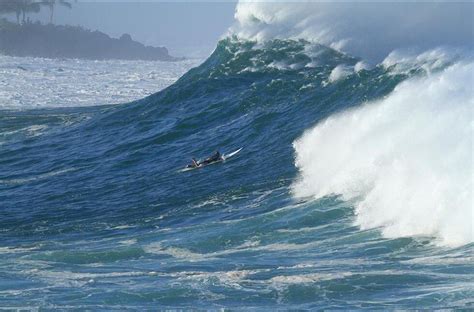Big Swell Generated By Unusual Superstorm Over The Pacific