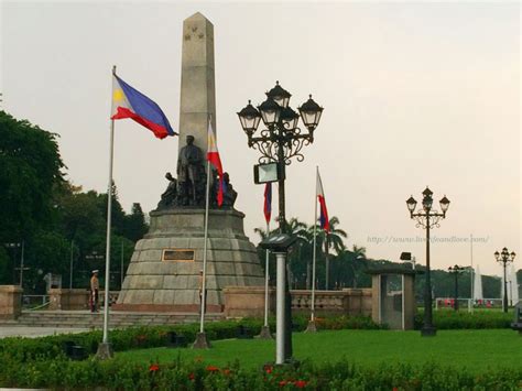 Rizal Monument Live Life And Love
