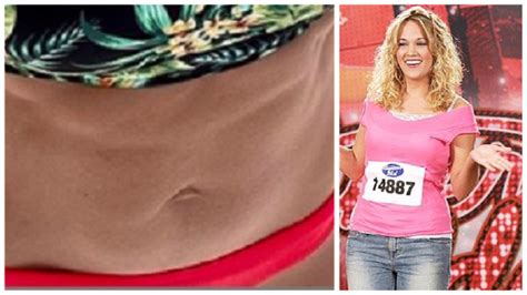 Carrie Underwood Flaunts Impressive Abs At The Beach