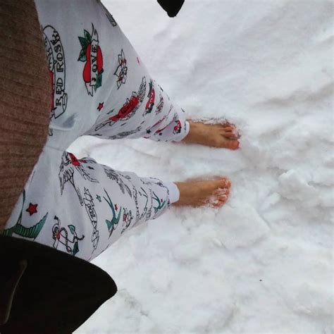 Пин от пользователя Miroslav Mihajlovic на доске Bare Feet In Snow Снег 17 дней
