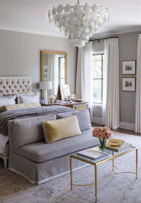 A large master bedroom is every homeowner's dream, but how do you furnish and decorate it? 20+ Serene And Elegant Master Bedroom Decorating Ideas