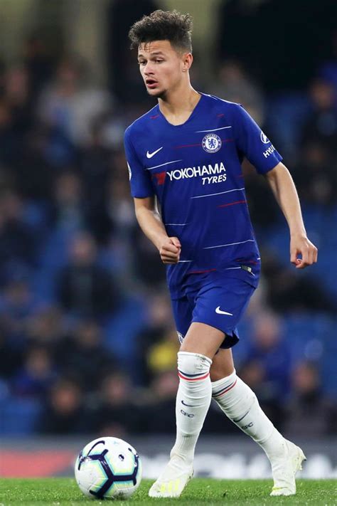 Read the latest chelsea news, transfer rumours, match reports, fixtures and live scores from the guardian 27 may 2021. Chelsea transfer news LIVE: Edinson Cavani U-turn sparks ...