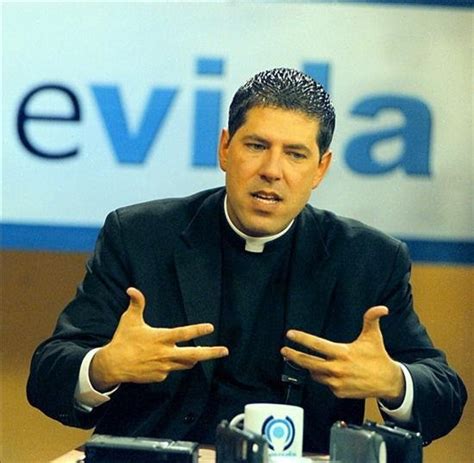 El Ex Sacerdote Católico Alberto Cutié Prepara Su Boda Tras El Escándalo