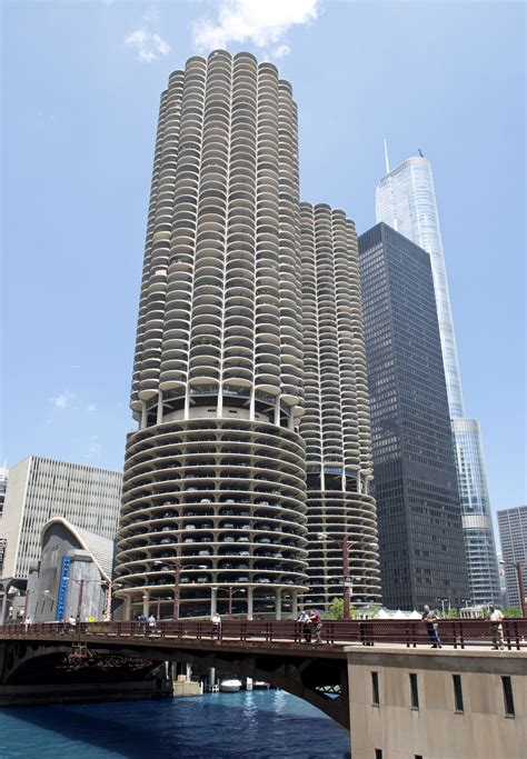 Marina City · Buildings Of Chicago · Chicago Architecture