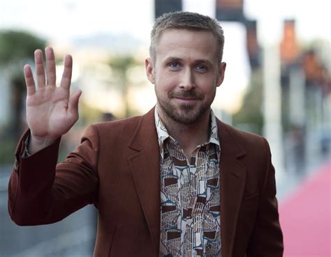Ryan Gosling Promoting First Man Pictures Popsugar Celebrity Uk Photo 57