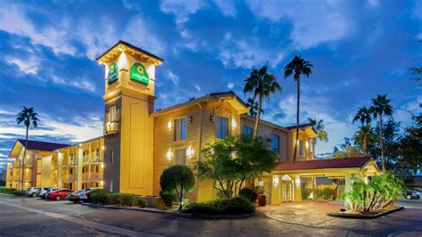 La Quinta Inn By Wyndham Phoenix Sky Harbor Airport Tempe Hotelscombined