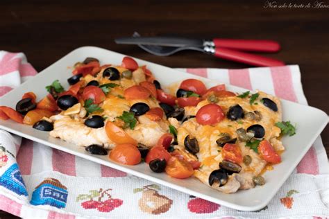 Aggiungere le zucchine tagliate a rondelle, i pomodorini a spicchi e le olive per pochi. Filetti di merluzzo alla mediterranea | Merluzzo in ...