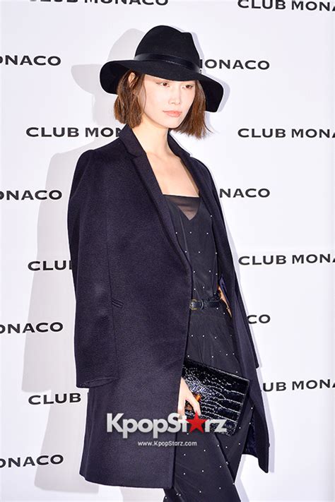 song kyung ah lee sung kyung esom and hwang so hee at club monaco opening party oct 29 2014