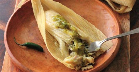 Tamales De Pollo En Salsa Verde Chicken In Green Salsa Tamales Taste