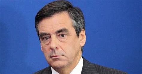 François fillon et alain juppé le 3 novembre lors du premier débat de la primaire de la droite. Retraites: Fillon compare l'incomparable, selon les ...