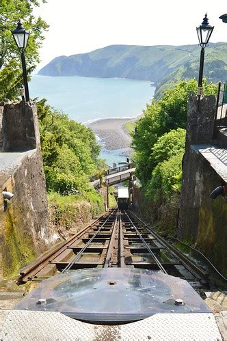 Lynton And Lynmouth Cliff Railway A Car Approaching The T Flickr