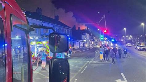 firefighters deal with serious fire at yarmouth pub
