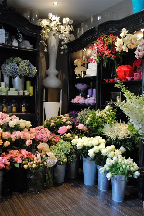 By Appointment Only Design London Flowers Look Good Against Black