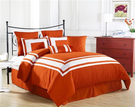 There are such comforter sets which are created out of natural materials while some are created out of the synthetics. Fun Bright Orange Comforters Bedding Sets - Designs Chaos