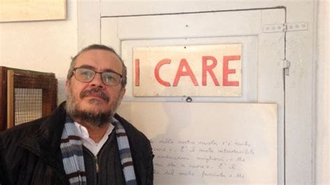 L'arte di mettere da parte è il risparmio raccontato dalla creatività dei bambini di oltre 130 scuole elementari di tutte le regioni d'italia, fra le quali la scuola primaria don milani di parma, che hanno. L'ultimo abbraccio (social) al preside che insegnava nello ...