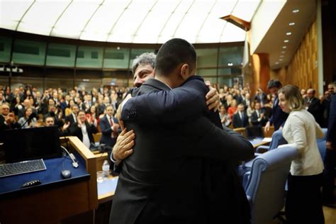 Maria elisabetta alberti casellati è una esponente di rilievo di forza italia oltre che avvocato. Roberto Fico e Maria Elisabetta Casellati sono i candidati ...