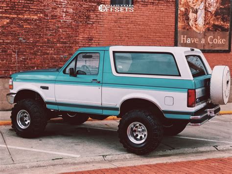1995 Ford Bronco Mickey Thompson Classic Iii Rough Country Suspension