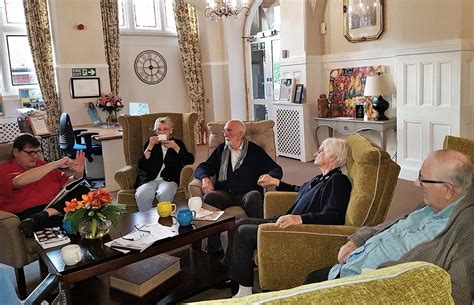 Woodbury House Care Homes New Poetry Club Reminisces Memories Of Winter Brighterkind
