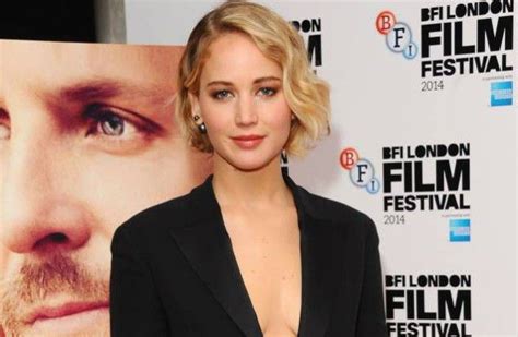 Jennifer Lawrence Got Drunk For Sex Scene With Chris Pratt Wished She Hadn T Metro News