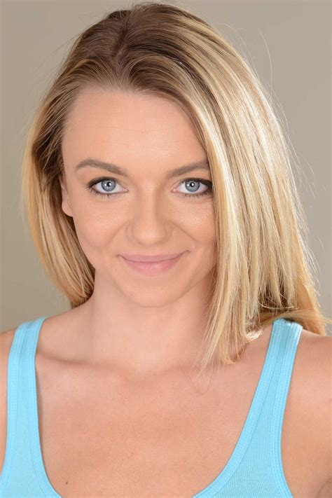 It's a little thing called a fibroadenoma and it's a normal thing to. Molly Mae - Profile Images — The Movie Database (TMDb)