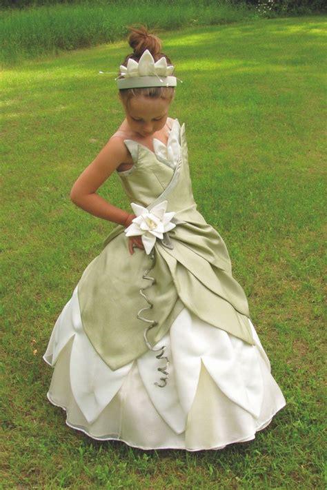 Princess tiana was featured in a sneak peak of the new reck it ralph movie and fans immediatly noticed that she was lighters. Unavailable Listing on Etsy | Disney princess dresses, Princess tiana costume, Frog dress