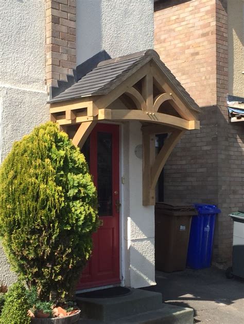 Decorating the pillars with carvings in a similar way to the design of other elements of the thus, the article provides information on how to solve the problem with how to make a porch with a canopy with your own hands. 19 best Green Oak Porches images on Pinterest | Front ...