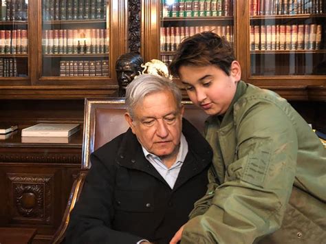 Foto Amlo Recibe Visita De Su Hijo Menor En El Palacio Nacional N