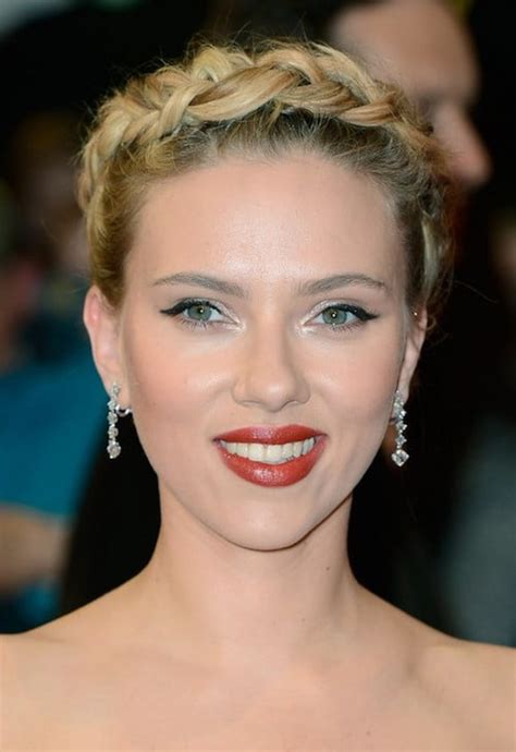 58 Scarlett Johansson Hairstyles Haircuts Youll Love 2017