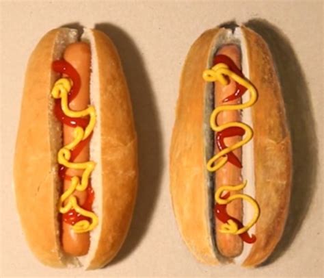 ¿cuál De Los Dos Hot Dogs Es Real