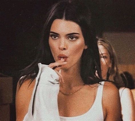 Image About Aesthetic In 1 K By Haskell On We Heart It Kendall Jenner