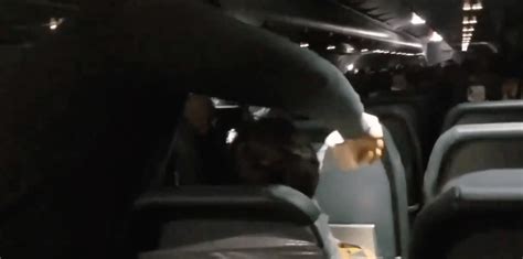 Viral Video Frontier Crew Duct Tapes Unruly Passenger To His Seat Wibc 931 Fm