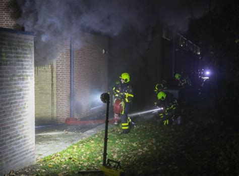 Zwembad laco nederweert verzorgt zwemles, babyzwemmen (knuffelzwemmen) en groepslessen zwemmen voor jong en oud zoals aquafit, aquajoggen, aquarobics, aquavitaal en laco gymics. Zwembad Nederweert blijft nog weken dicht na brand - De ...
