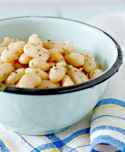 I made 1 1/2 x the recipe for a huge vat of soup because i had the 48 oz jar of. Canned great northern beans recipes, casaruraldavina.com