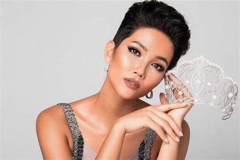 H'hen nie is best known as a pageant contestant. H'Hen Niê phản pháo khi bị tố giả tạo | Lao Động Online ...